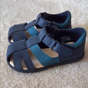 Like New Ugg Kids Blue Sandals